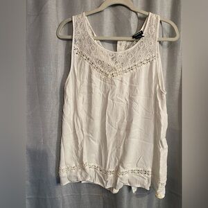Torrid white Lace Detail Blouse size 2